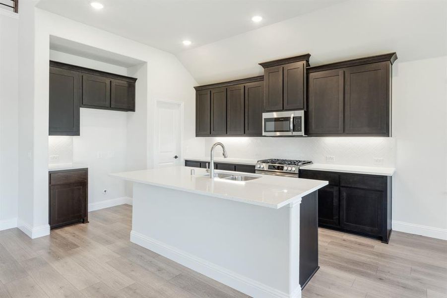 Furnished interior view inside a new home in Arcadia Trails, Balch Springs (Image 10).