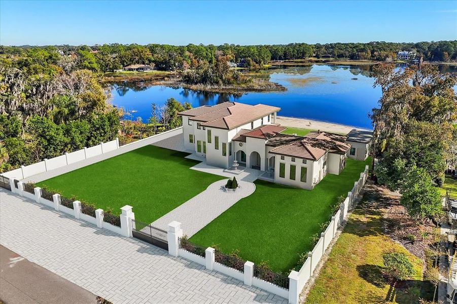 Community amenities in , Lake Mary (Image 3).