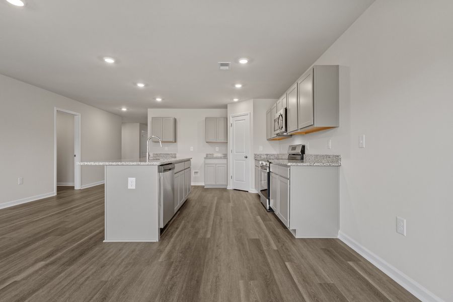 4br New Home in Conway, SC.  - Slide 20