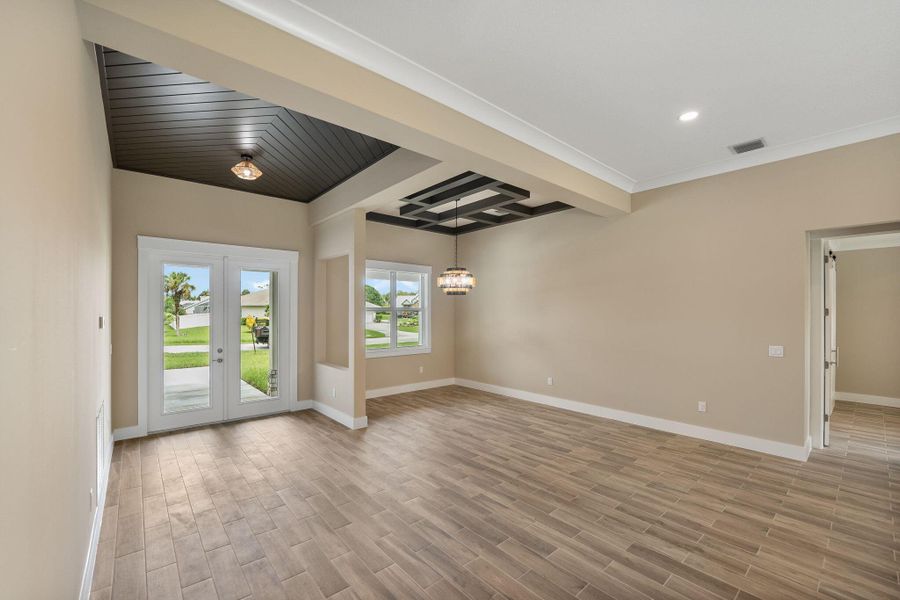 Spacious, unfurnished interior of a new home in , Fort Pierce (Image 28).