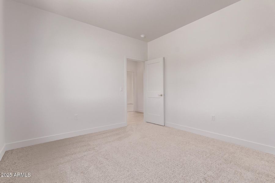 25 Sandstone Mountain