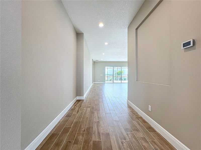 Spacious, unfurnished interior of a new home in Watercolor Place Single Family Homes, Bradenton (Image 50).