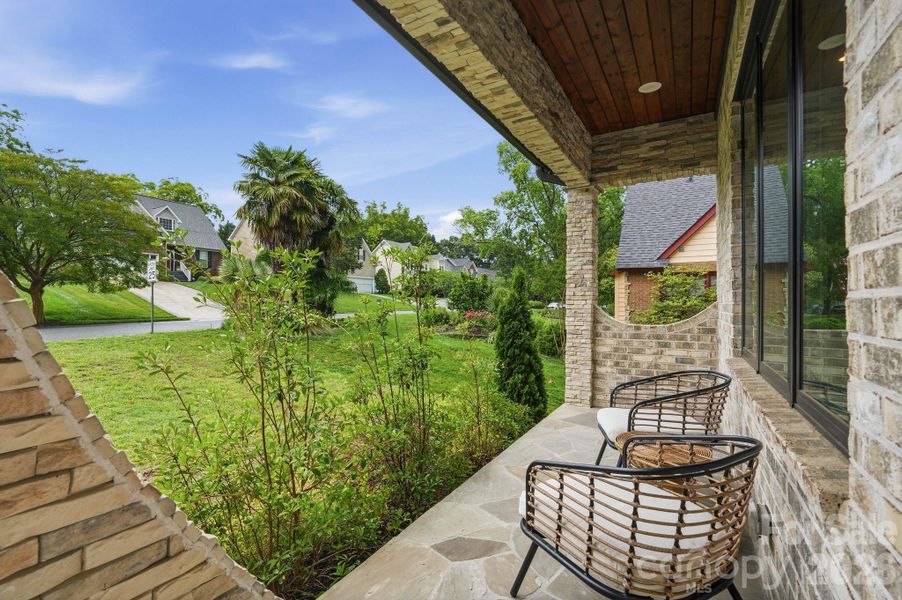 Exterior details and patio area of a home in , Charlotte (Image 25).