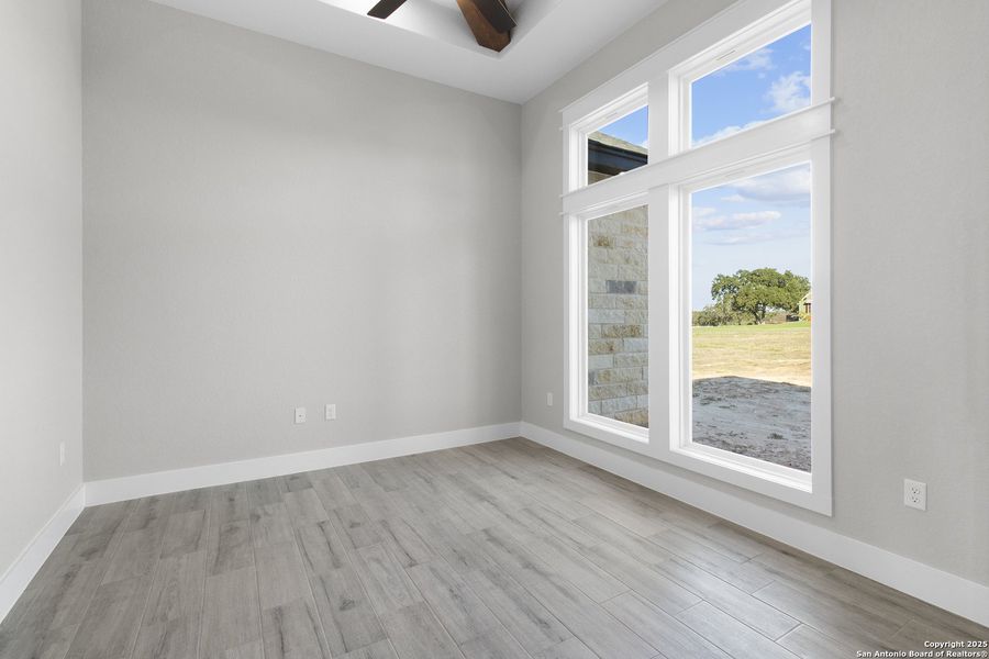 Spacious, unfurnished interior of a new home in , Adkins (Image 25).