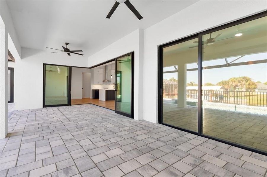 Spacious, unfurnished interior of a new home in , Port Charlotte (Image 25).