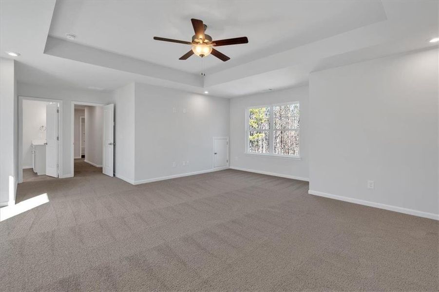 Spacious, unfurnished interior of a new home in Carter Grove, Cartersville (Image 24).