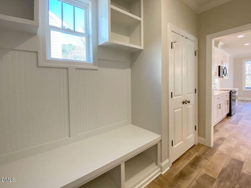 LV18 Dropzone to Kitchen LV18 Dropzone to Kitchen