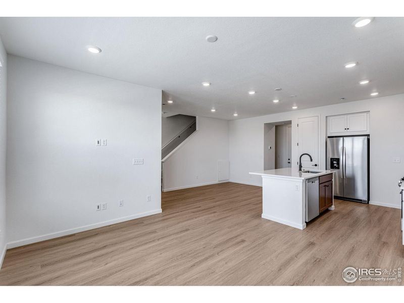 Spacious, unfurnished interior of a new home in , Berthoud (Image 15).