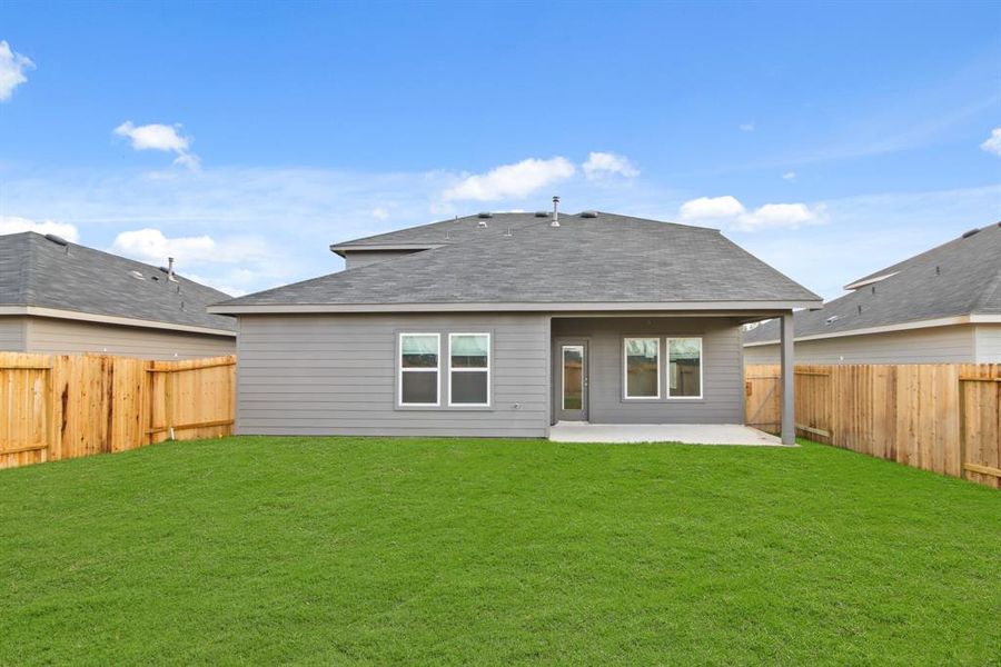 Great outdoor space and useful covered patio!