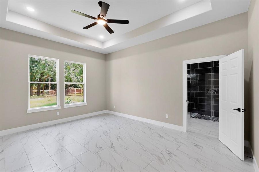 Spacious, unfurnished interior of a new home in , Fort Worth (Image 37).