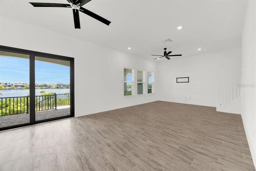 Spacious, unfurnished interior of a new home in SouthShore Yacht Club, Ruskin (Image 18). Spacious, unfurnished interior of a new home in SouthShore Yacht Club, Ruskin (Image 18).