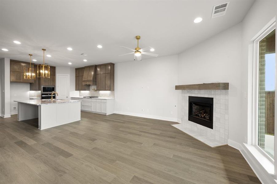 1873 Rough Ridge- Living Room-1