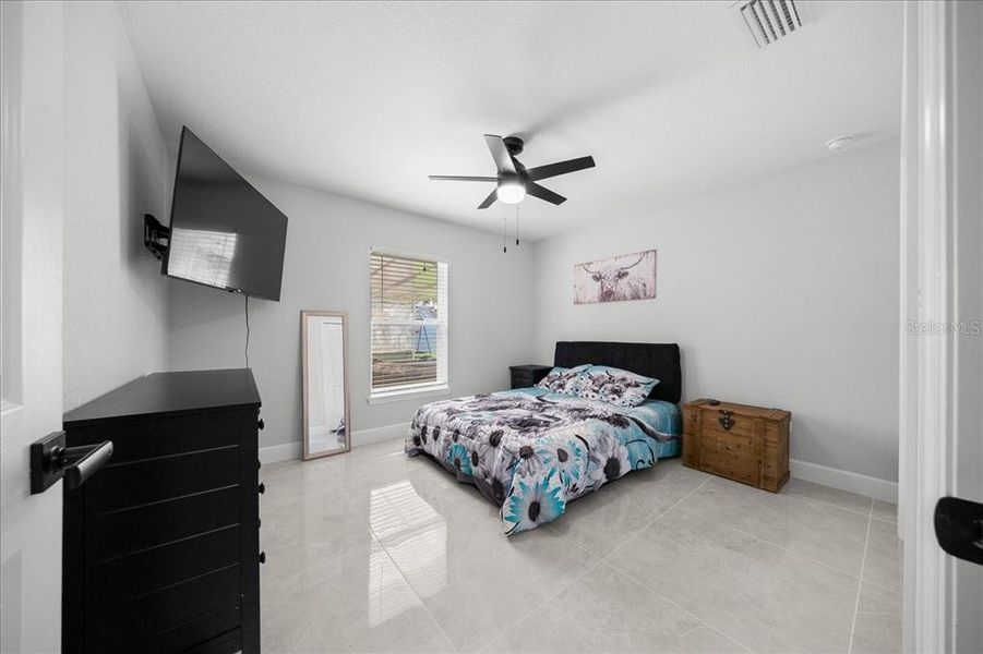 Furnished interior view inside a new home in , Ocala (Image 20).