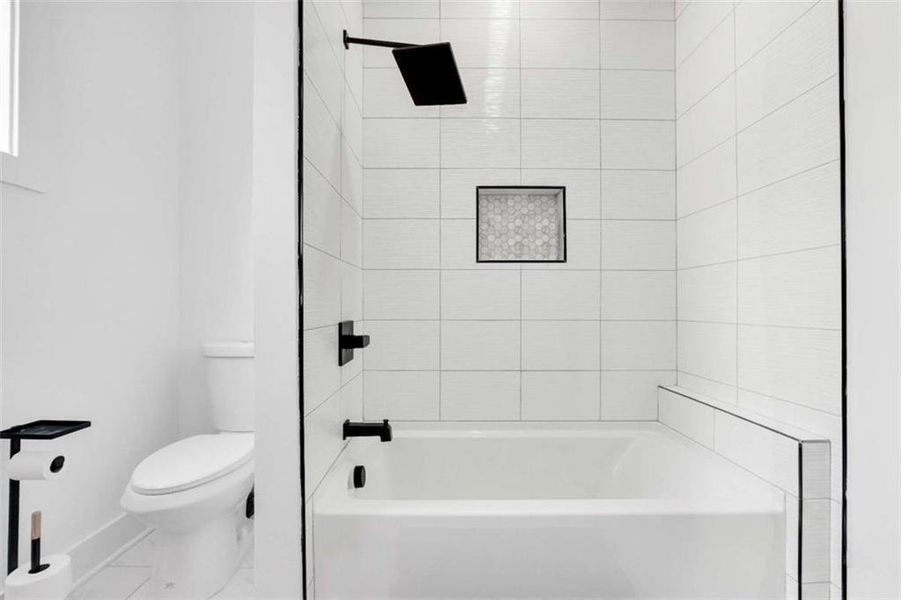 Furnished interior view inside a new home in , Atlanta (Image 7).