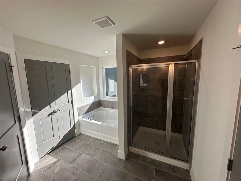 Furnished interior view inside a new home in , Buford (Image 5).