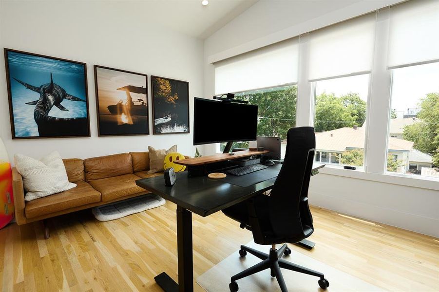Furnished interior view inside a new home in , Dallas (Image 22).