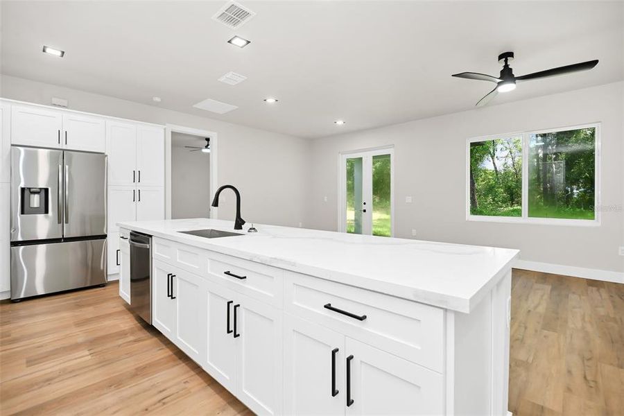 Furnished interior view inside a new home in , Dunnellon (Image 11).