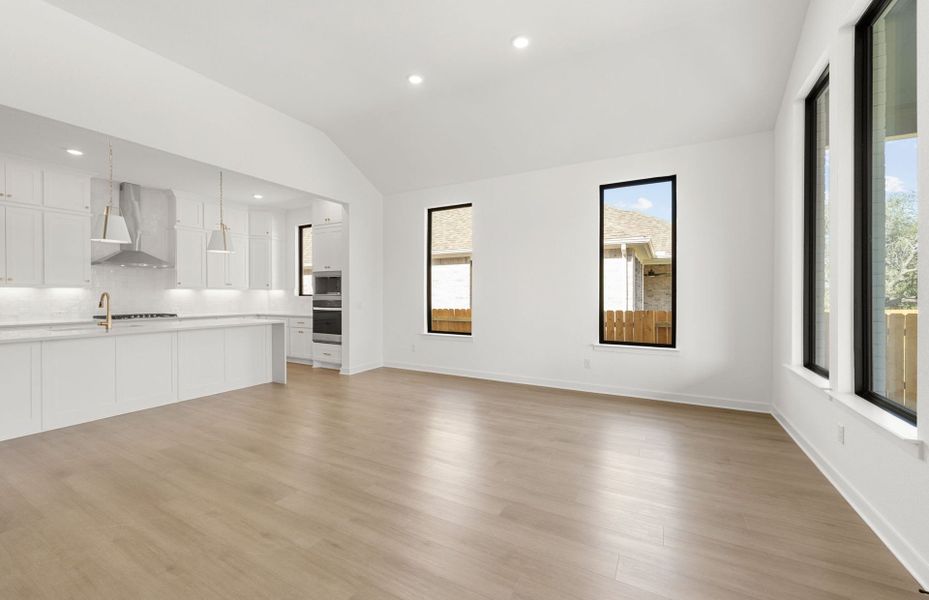 Representative unfurnished interior of a home built from the Dobbin by Pulte Homes in 6 Creeks, Kyle (Image 54).