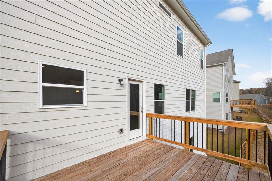 Exterior details and patio area of a home in Roxeywood Park, Winder (Image 4).