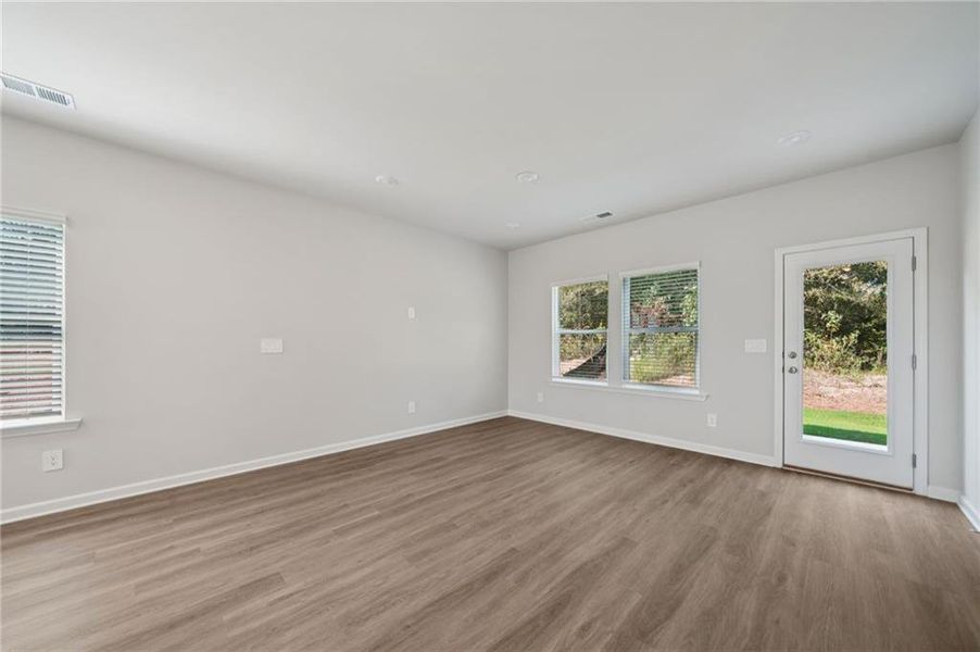 Spacious, unfurnished interior of a new home in Artisan Walk, Fairburn (Image 23).