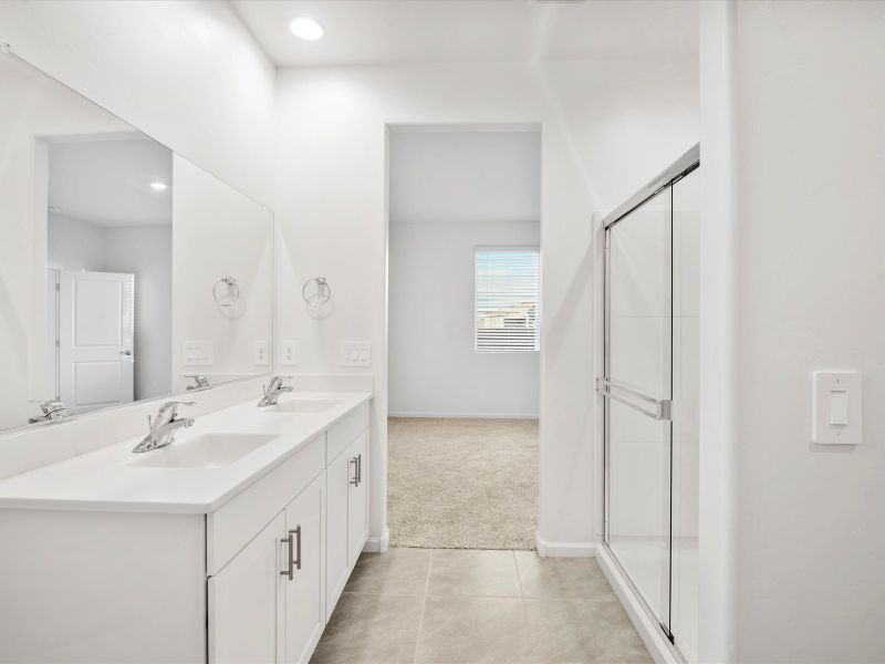 Furnished interior view inside a new home in Summerstone II, Marana (Image 4).