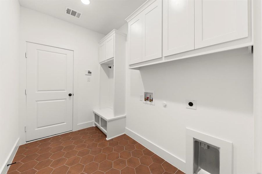 21. 12808 Cedar Ridge - Utility 21. 12808 Cedar Ridge - Utility