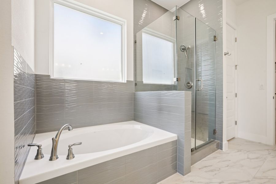 Furnished interior view inside a new home in Persimmon, Buda (Image 7).