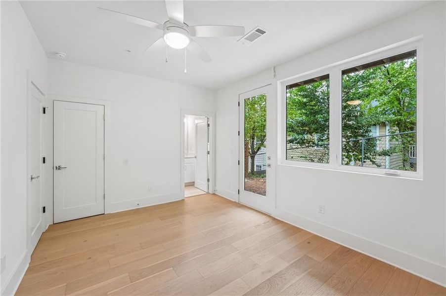 Spacious, unfurnished interior of a new home in , Decatur (Image 43).