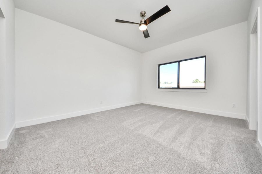 Spacious, unfurnished interior of a new home in Caywood Place, Houston (Image 36).