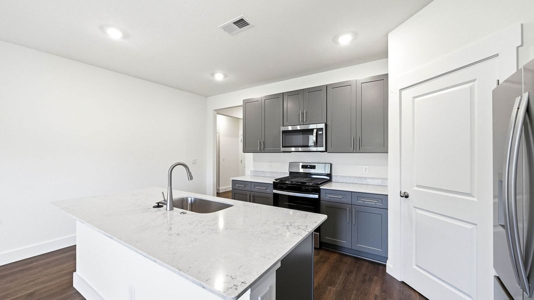Furnished interior view inside a new home in Fieldcrest Acres, Blountville (Image 4).