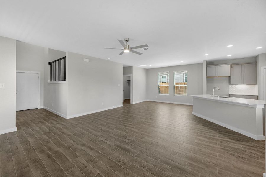 Spacious, unfurnished interior of a new home in Cypresswood Landing, Humble (Image 21). Spacious, unfurnished interior of a new home in Cypresswood Landing, Humble (Image 21).