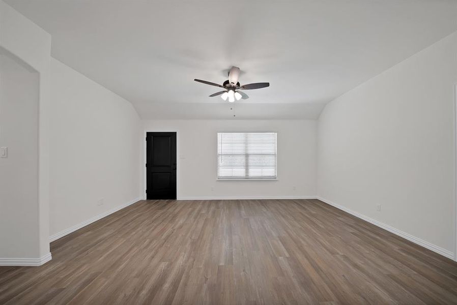 Spacious, unfurnished interior of a new home in , Poolville (Image 14).