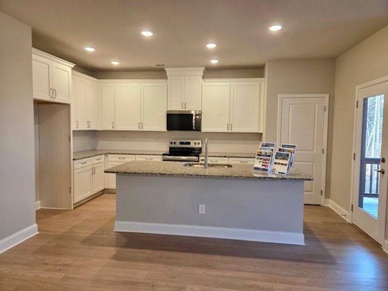 Furnished interior view inside a new home in , Waleska (Image 6).