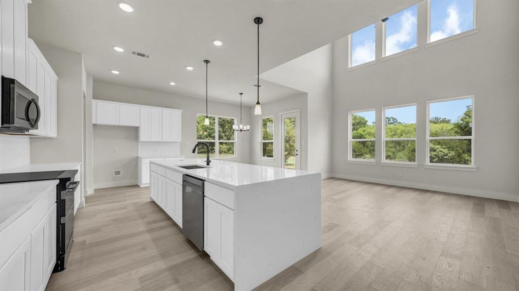 Furnished interior view inside a new home in Freeman Ranch, Weatherford (Image 13).