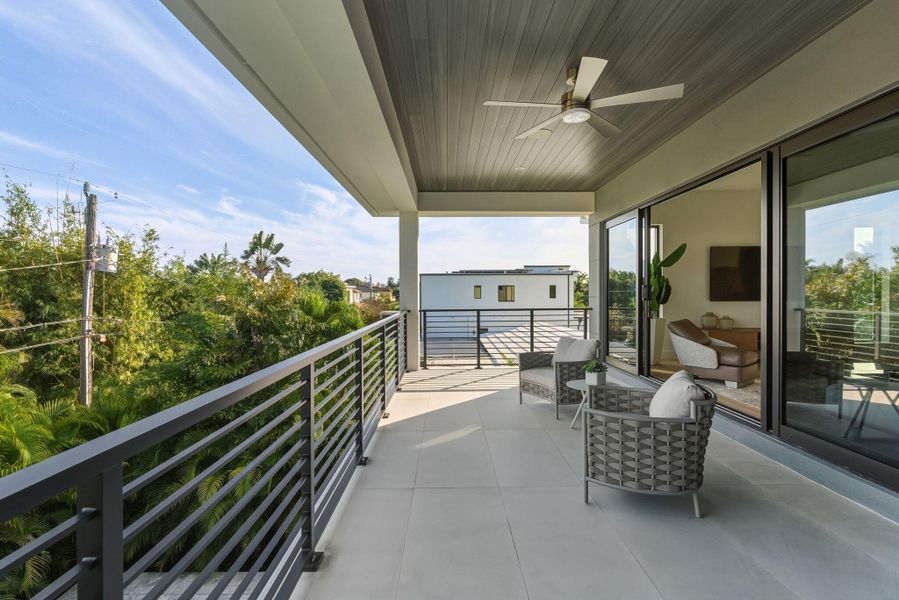 Exterior details and patio area of a home in , Boca Raton (Image 26).