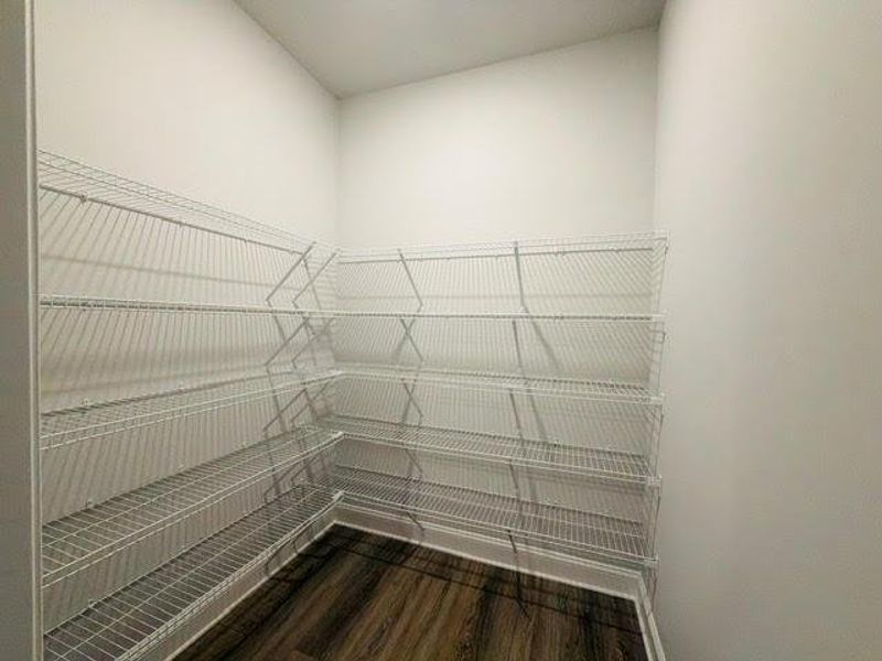 Spacious, unfurnished interior of a new home in Tuscany Hills, Douglasville (Image 26).