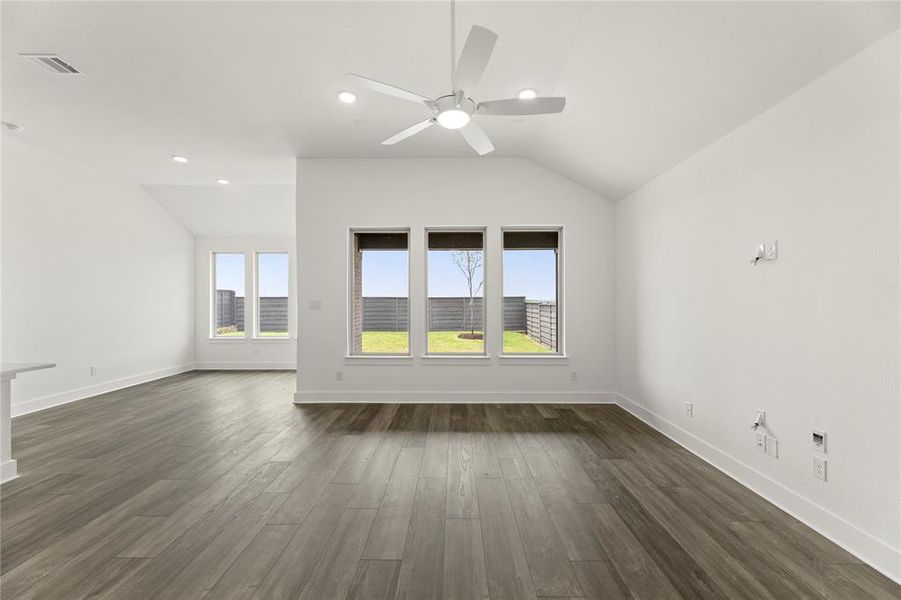 09. 7121 Dragonfly - Family 09. 7121 Dragonfly - Family