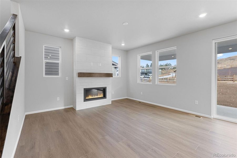 Spacious, unfurnished interior of a new home in The Manors Collection at Golden Overlook, Golden (Image 31).