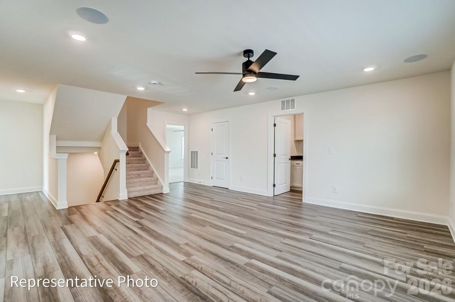 Spacious, unfurnished interior of a new home in Waterford Commons, Rock Hill (Image 10).
