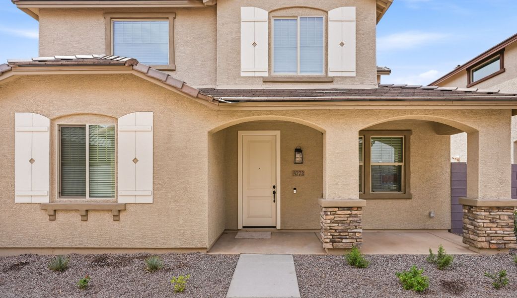 Exterior details and patio area of a home in Parkside, Avondale (Image 3).