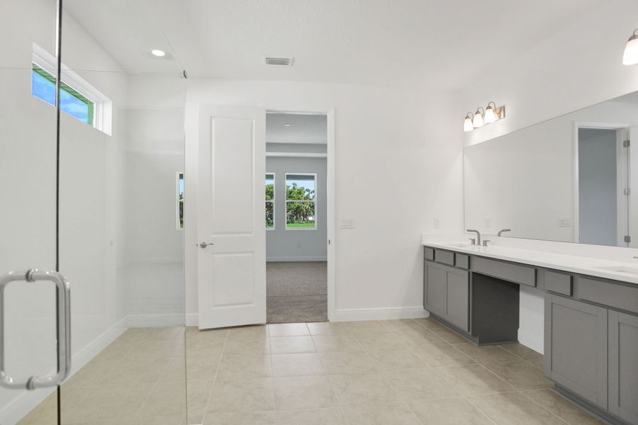 2,723sf New Home in Parrish, FL.  - Slide 28