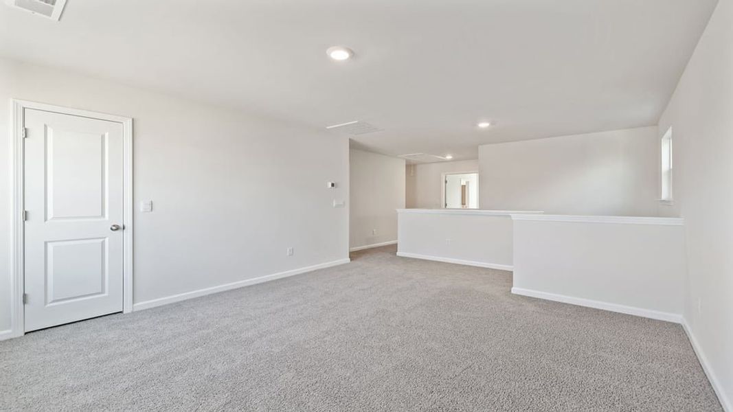 Spacious, unfurnished interior of a new home in Woodhaven, Spartanburg (Image 18).