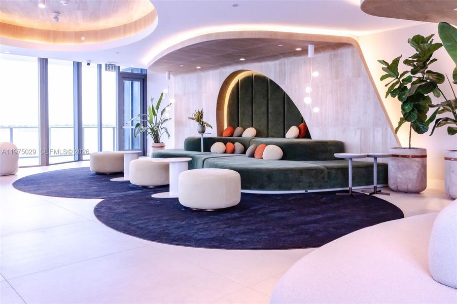 Community amenities in , Miami (Image 78).