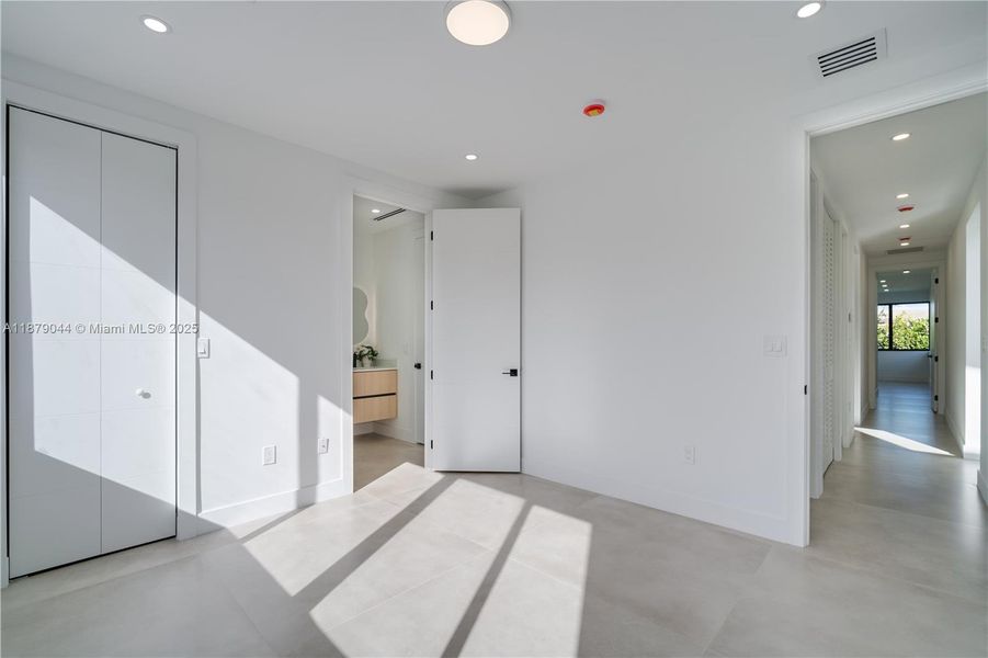 Spacious, unfurnished interior of a new home in , Miami (Image 30). Spacious, unfurnished interior of a new home in , Miami (Image 30).