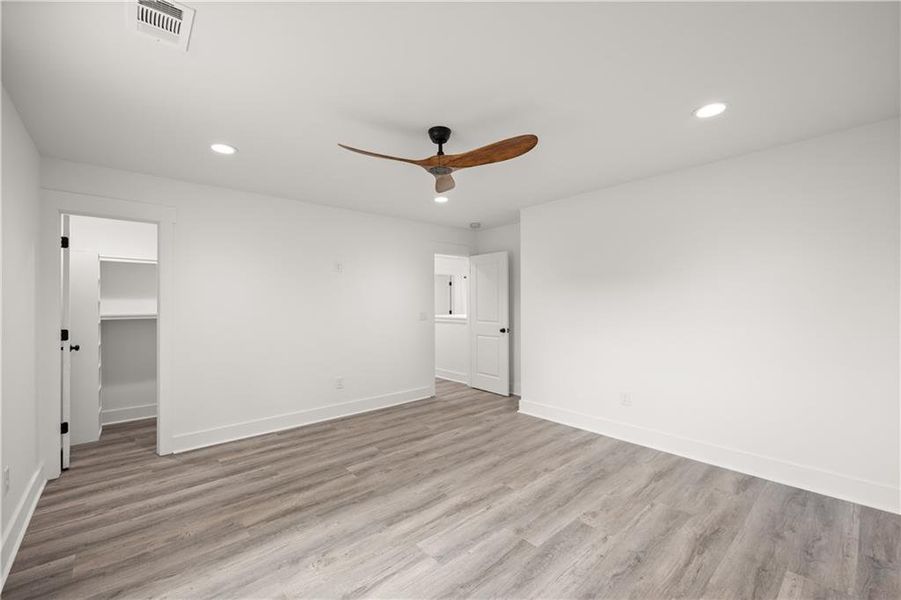 Spacious, unfurnished interior of a new home in , Clarkesville (Image 26). Spacious, unfurnished interior of a new home in , Clarkesville (Image 26).