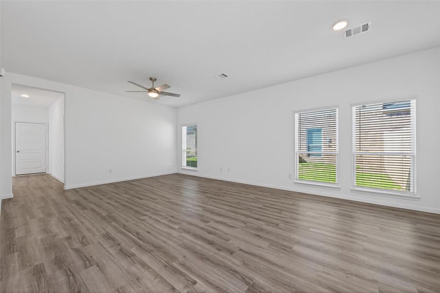 Spacious, unfurnished interior of a new home in Enclave at Willis, Willis (Image 23).