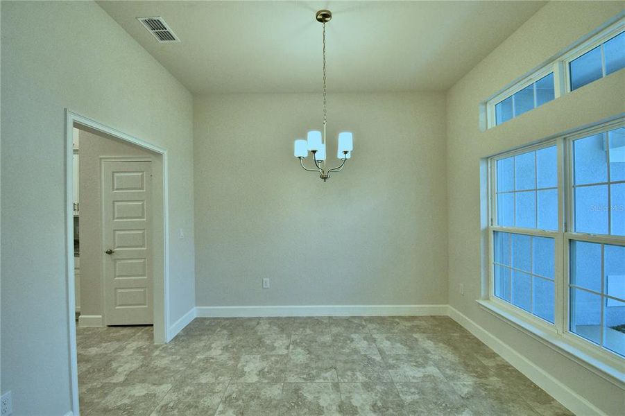 Spacious, unfurnished interior of a new home in , Lake Wales (Image 25).