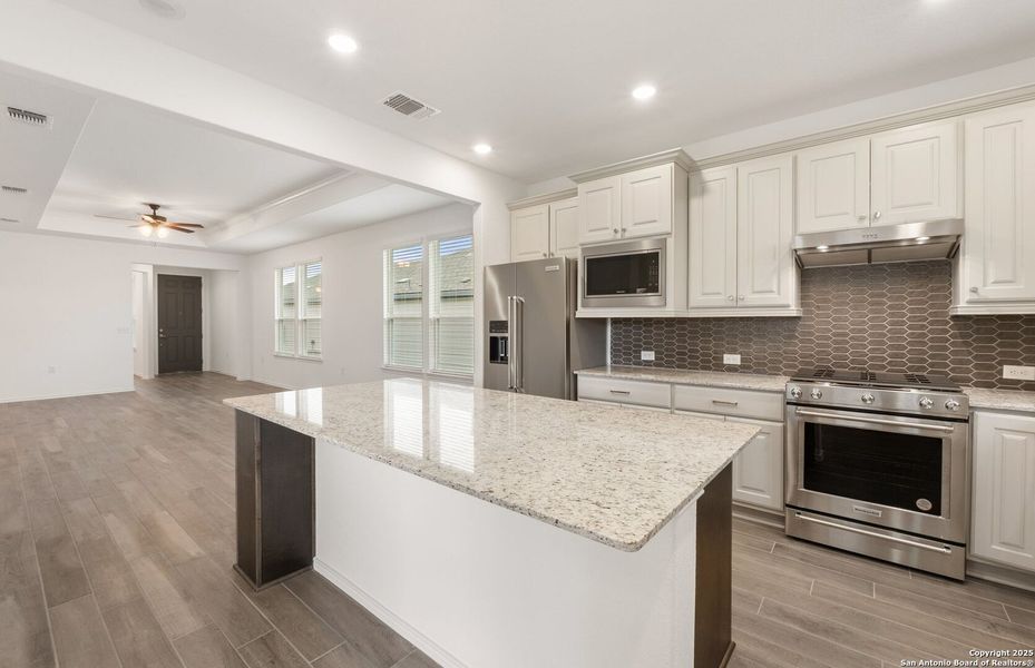 Furnished interior view inside a new home in Del Webb New Braunfels at Veramendi, New Braunfels (Image 6).