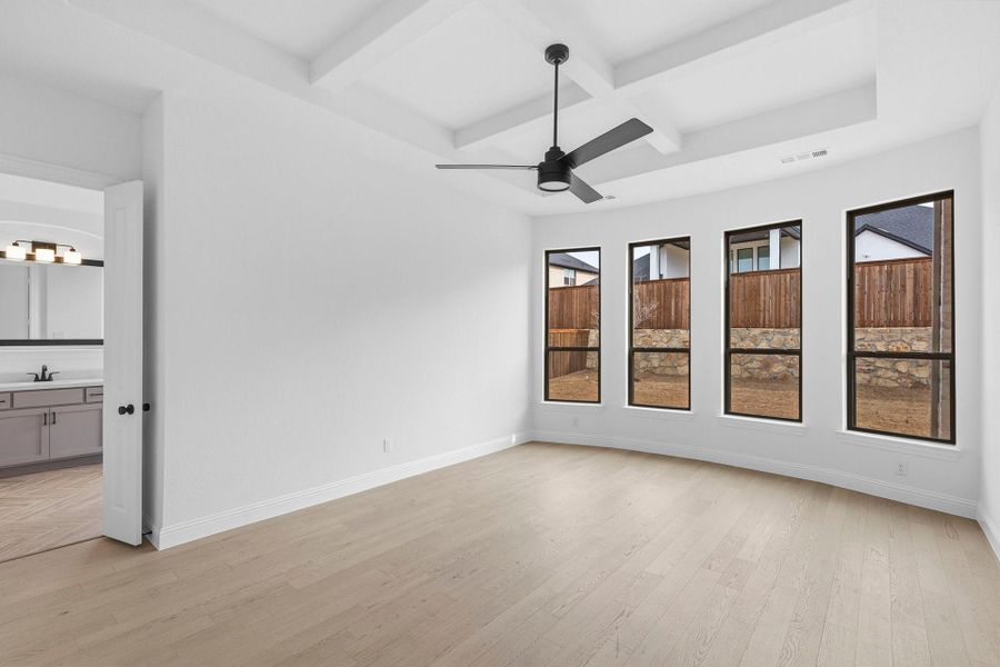 4br New Home in Waxahachie, TX.  - Slide 21