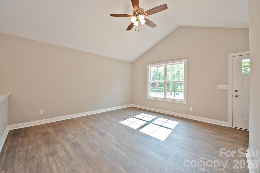Spacious, unfurnished interior of a new home in , Landis (Image 13).